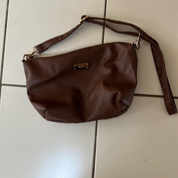 BCBG work bag with small purse inside - Picture 5 of 8